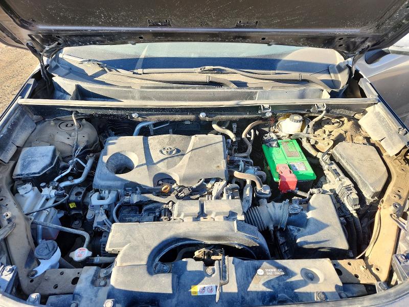 Фото 12 - TOYOTA RAV4