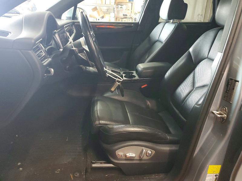 Фото 7 - PORSCHE MACAN