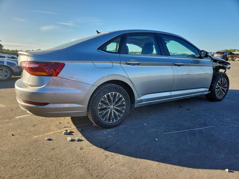 Фото 3 - VOLKSWAGEN JETTA