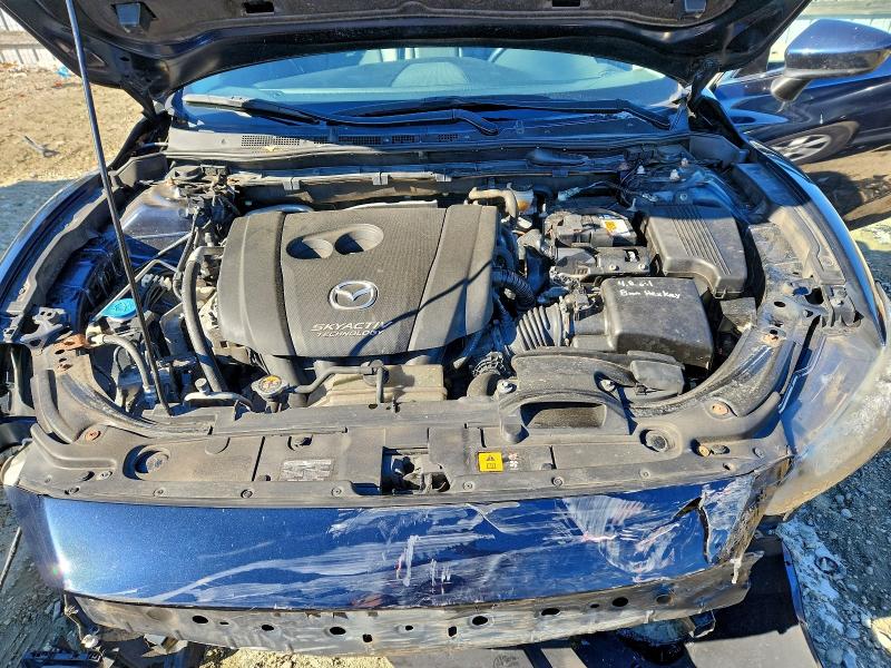 Фото 11 - MAZDA 6