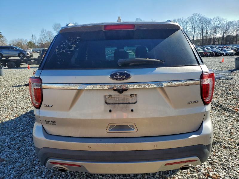 Фото 6 - FORD EXPLORER