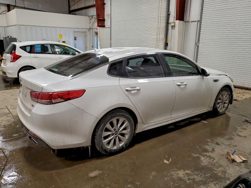 Фото 3 - KIA OPTIMA