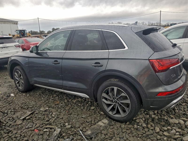 Фото 2 - AUDI Q5