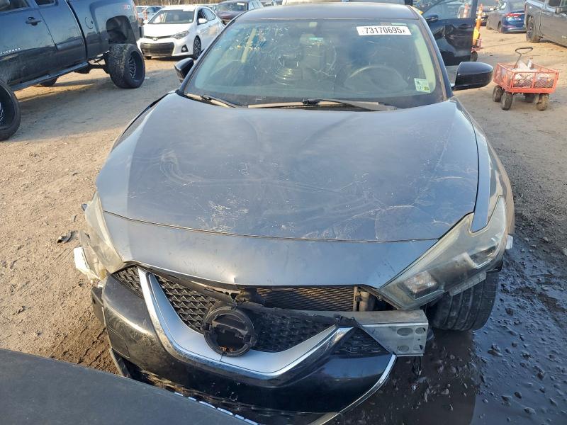 Фото 5 - NISSAN MAXIMA