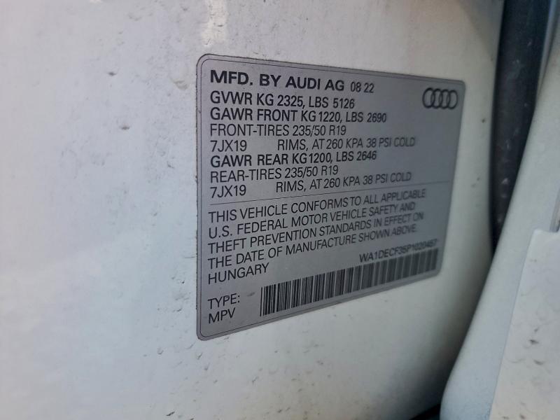 Фото 14 - AUDI Q3