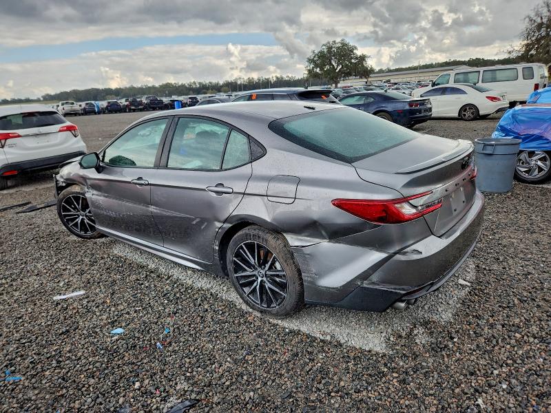 Фото 2 - TOYOTA CAMRY