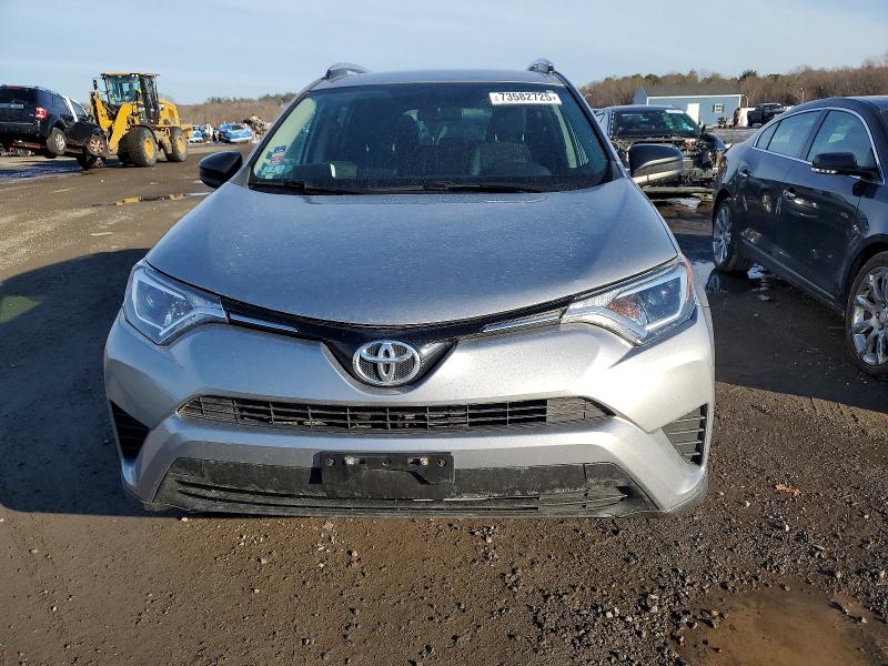 Фото 5 - TOYOTA RAV4