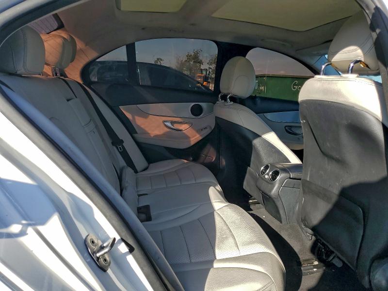 Фото 10 - MERCEDES-BENZ C-CLASS