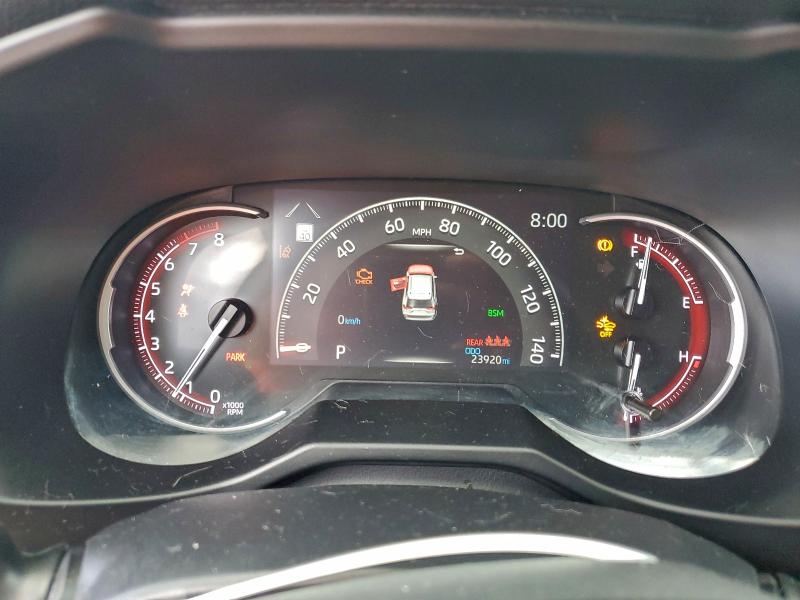 Фото 9 - TOYOTA RAV4