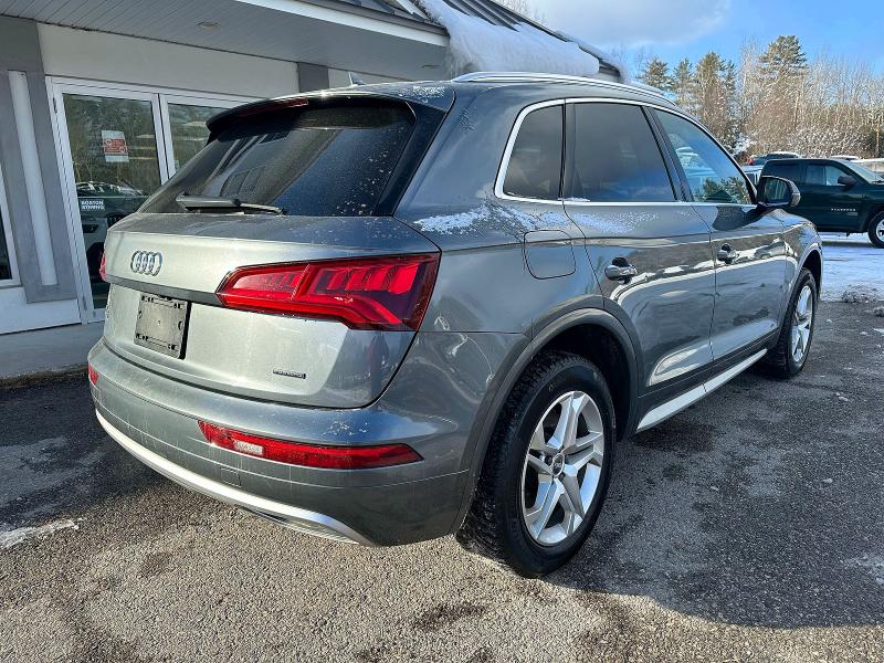 Фото 4 - AUDI Q5