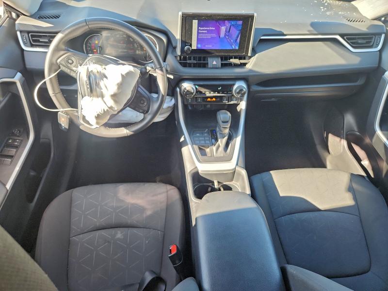 Фото 8 - TOYOTA RAV4