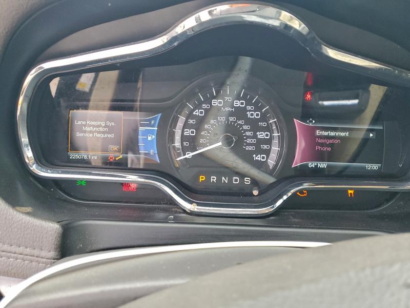 Фото 9 - LINCOLN MKT