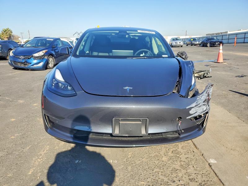 Фото 5 - TESLA MODEL 3