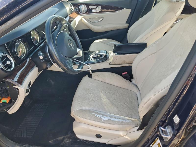 Фото 7 - MERCEDES-BENZ E-CLASS