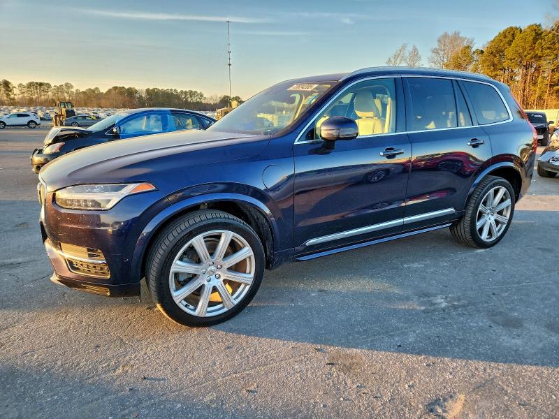 Фото 1 - VOLVO XC90