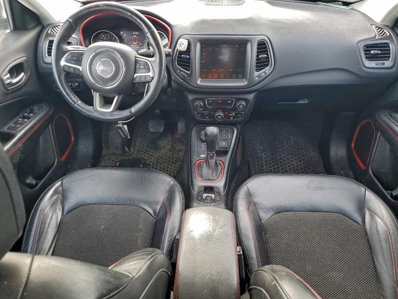 Фото 8 - JEEP COMPASS