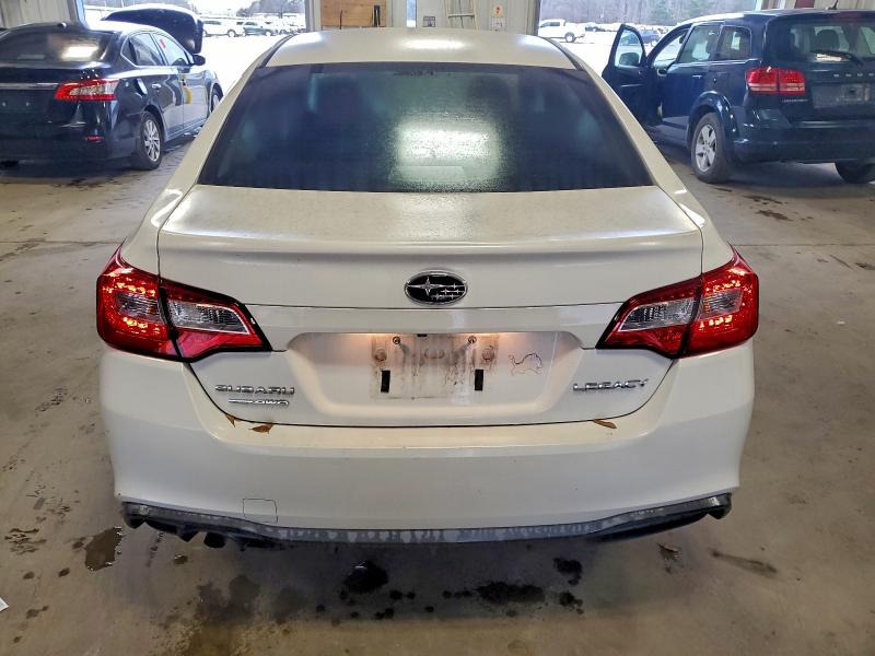 Фото 6 - SUBARU LEGACY