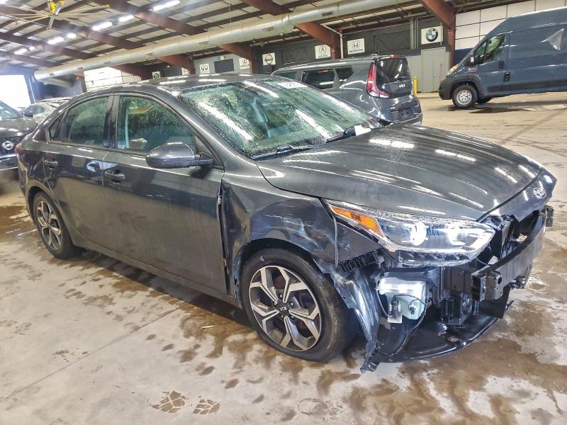 Фото 4 - KIA FORTE