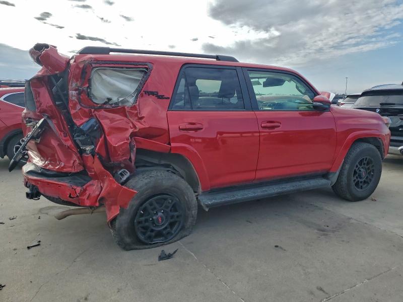 Фото 3 - TOYOTA 4RUNNER