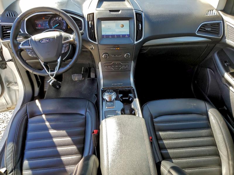 Фото 8 - FORD EDGE