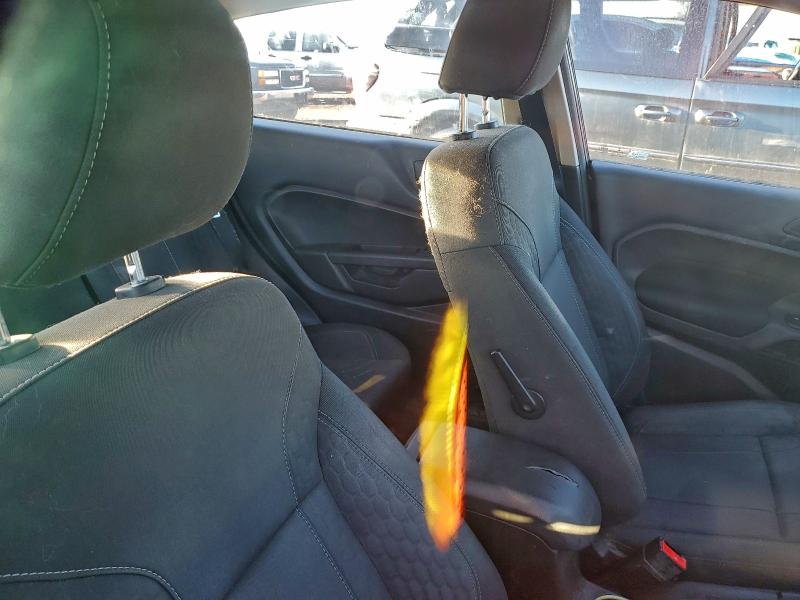 Фото 10 - FORD FIESTA