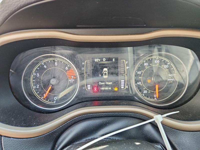 Фото 9 - JEEP GRAND CHER