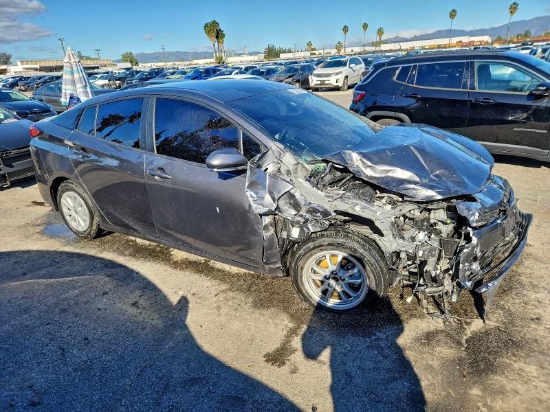 Фото 4 - TOYOTA PRIUS