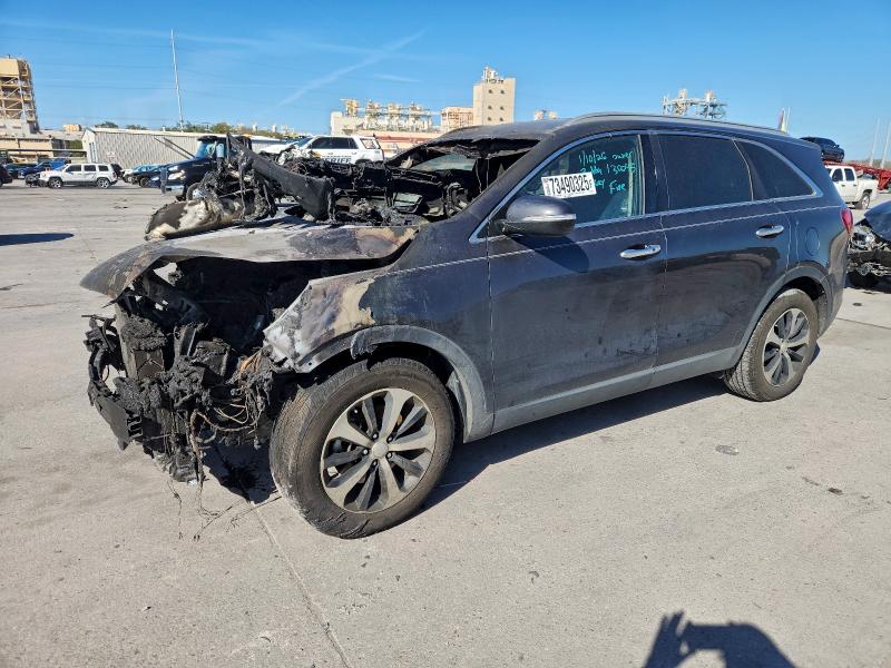 Фото 1 - KIA SORENTO