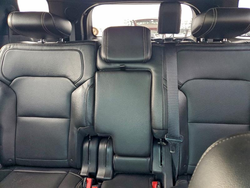 Фото 10 - FORD EXPLORER