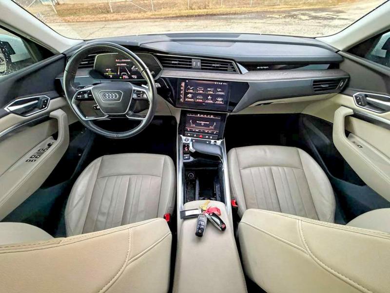 AUDI E-TRON 2021 VIN WA1AAAGE8MB010286