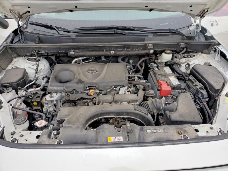 Фото 11 - TOYOTA RAV4