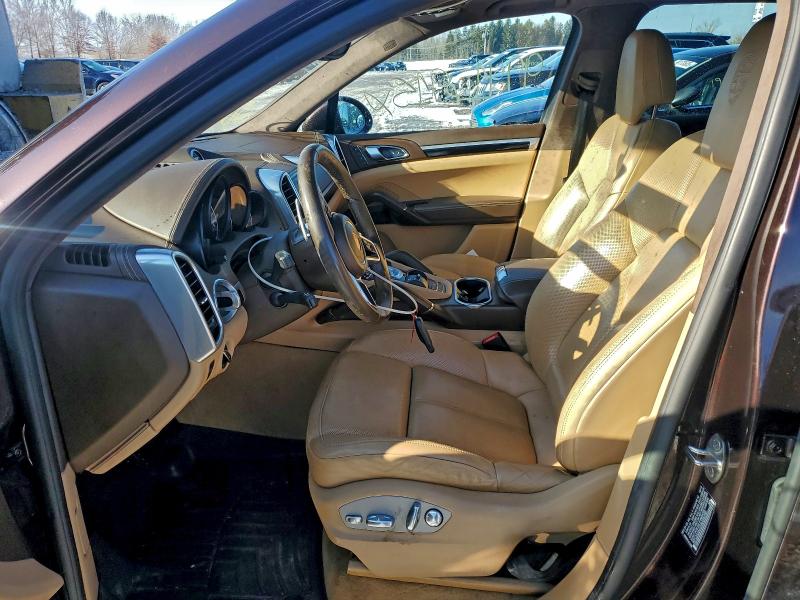 Фото 7 - PORSCHE CAYENNE