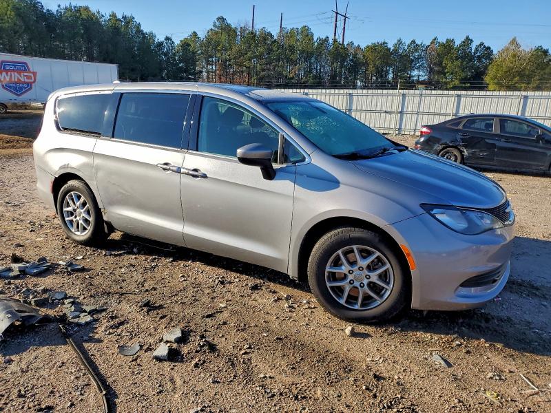 Фото 4 - CHRYSLER PACIFICA