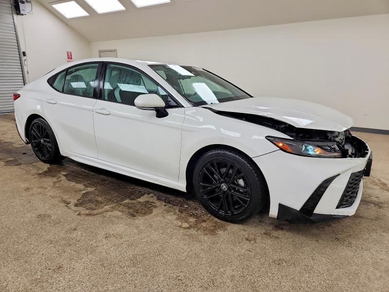 Фото 4 - TOYOTA CAMRY