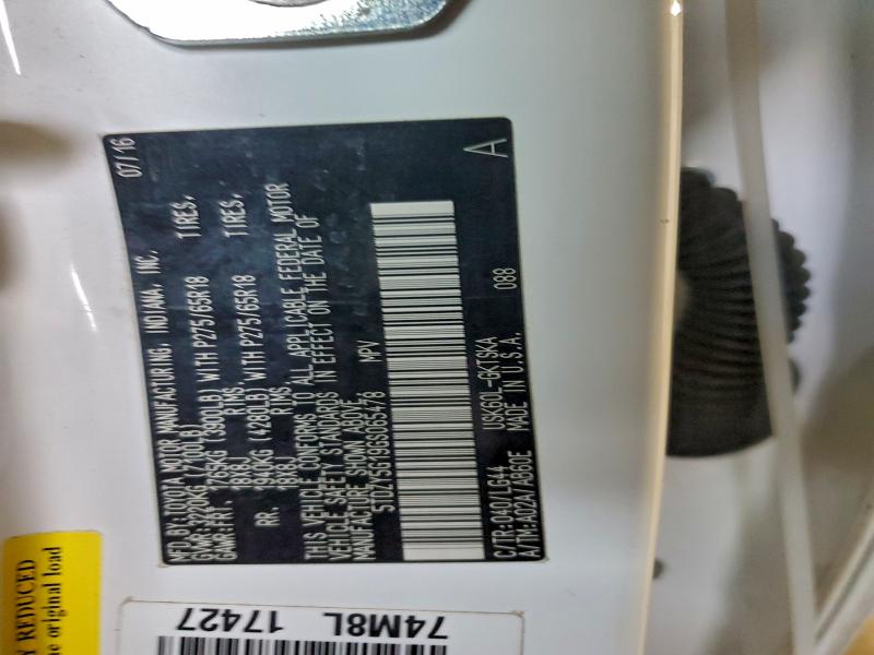 Фото 13 - TOYOTA SEQUOIA