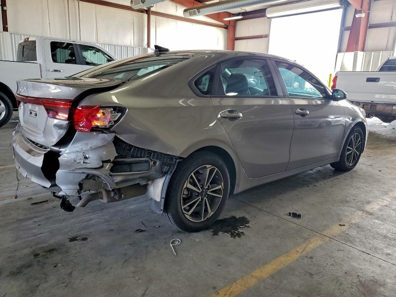 Фото 3 - KIA FORTE