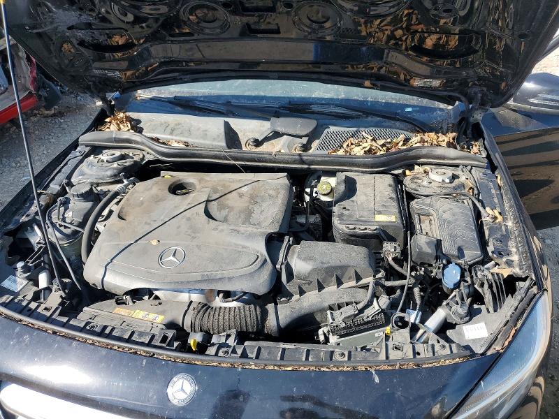 Фото 11 - MERCEDES-BENZ GLA-CLASS