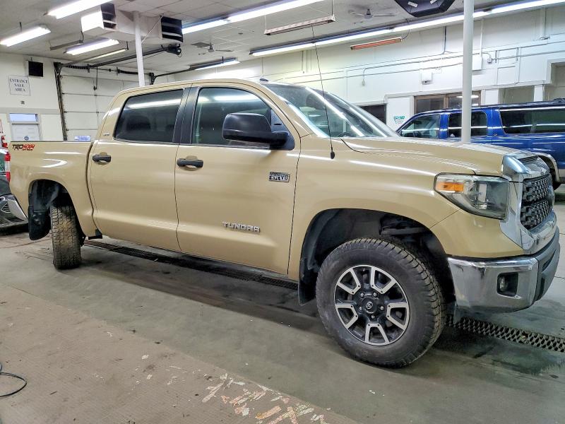 Фото 4 - TOYOTA TUNDRA