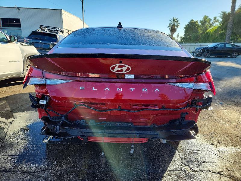 Фото 6 - HYUNDAI ELANTRA