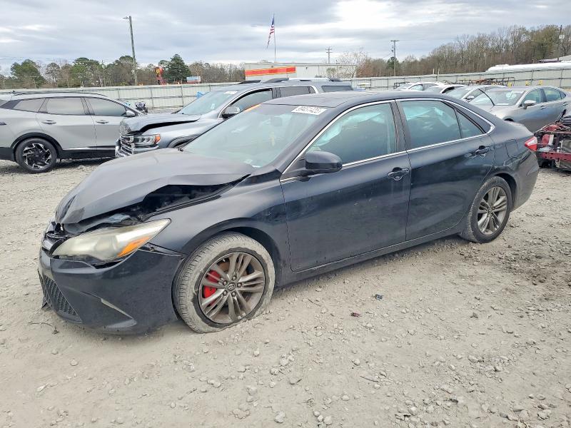 Фото 1 - TOYOTA CAMRY