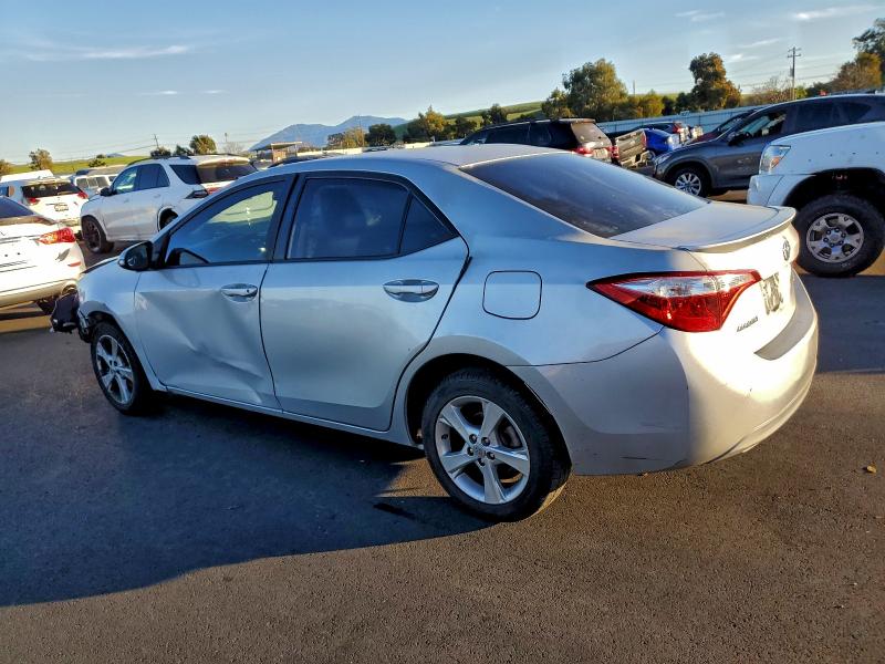 Фото 2 - TOYOTA COROLLA