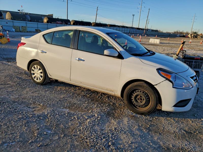 Фото 4 - NISSAN VERSA