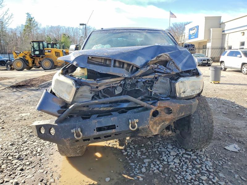 Фото 5 - TOYOTA TUNDRA