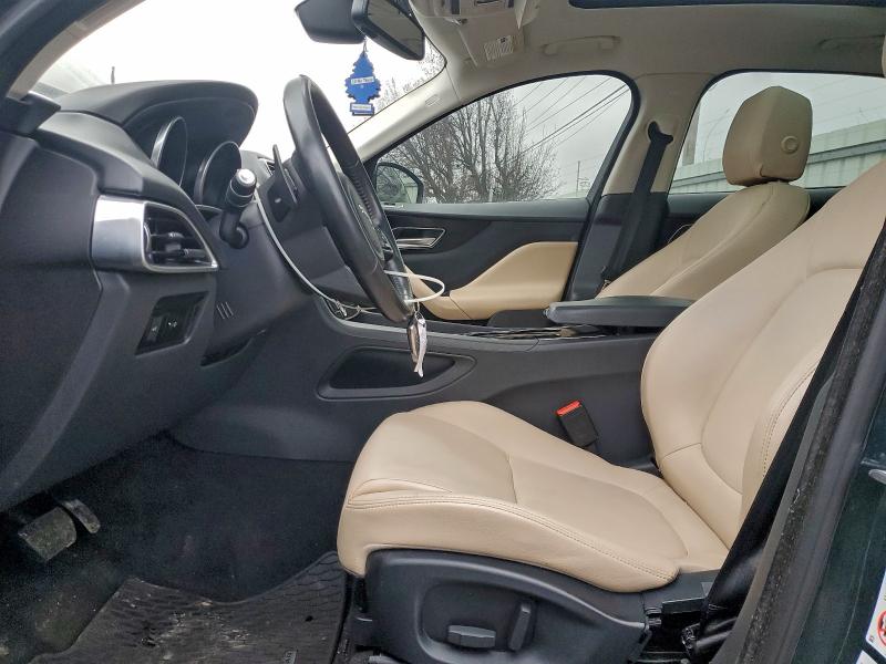 Фото 7 - JAGUAR F-PACE