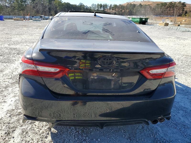 Фото 6 - TOYOTA CAMRY