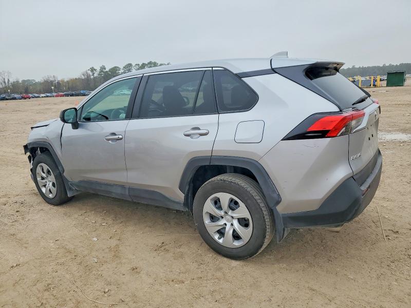 Фото 2 - TOYOTA RAV4