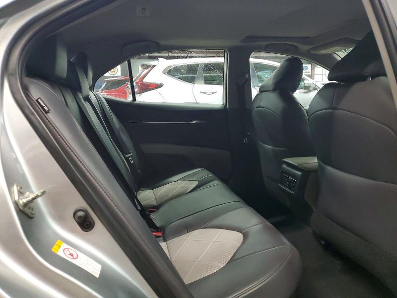 Фото 10 - TOYOTA CAMRY