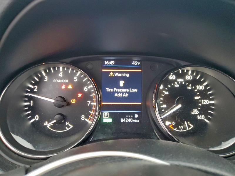 Фото 9 - NISSAN ROGUE