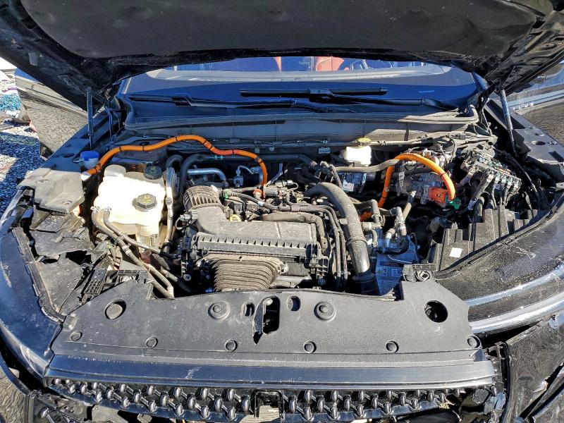 Фото 12 - LINCOLN NAUTILUS