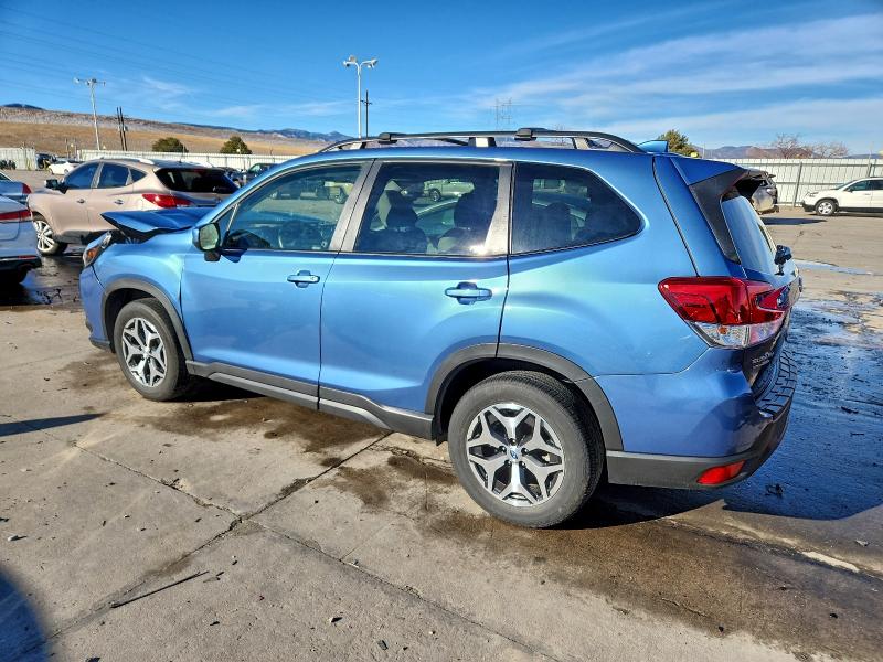 Фото 2 - SUBARU FORESTER